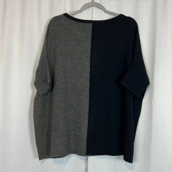 SUTTON STUDIO 100% Cashmere Boxy Pullover Sweater Size S/M - Picture 2 of 4